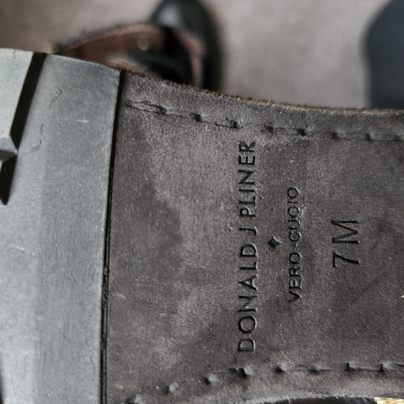 Donald Pilner Combat Boots Black w/ Gold Hardware size 7m - Picture 10 of 10